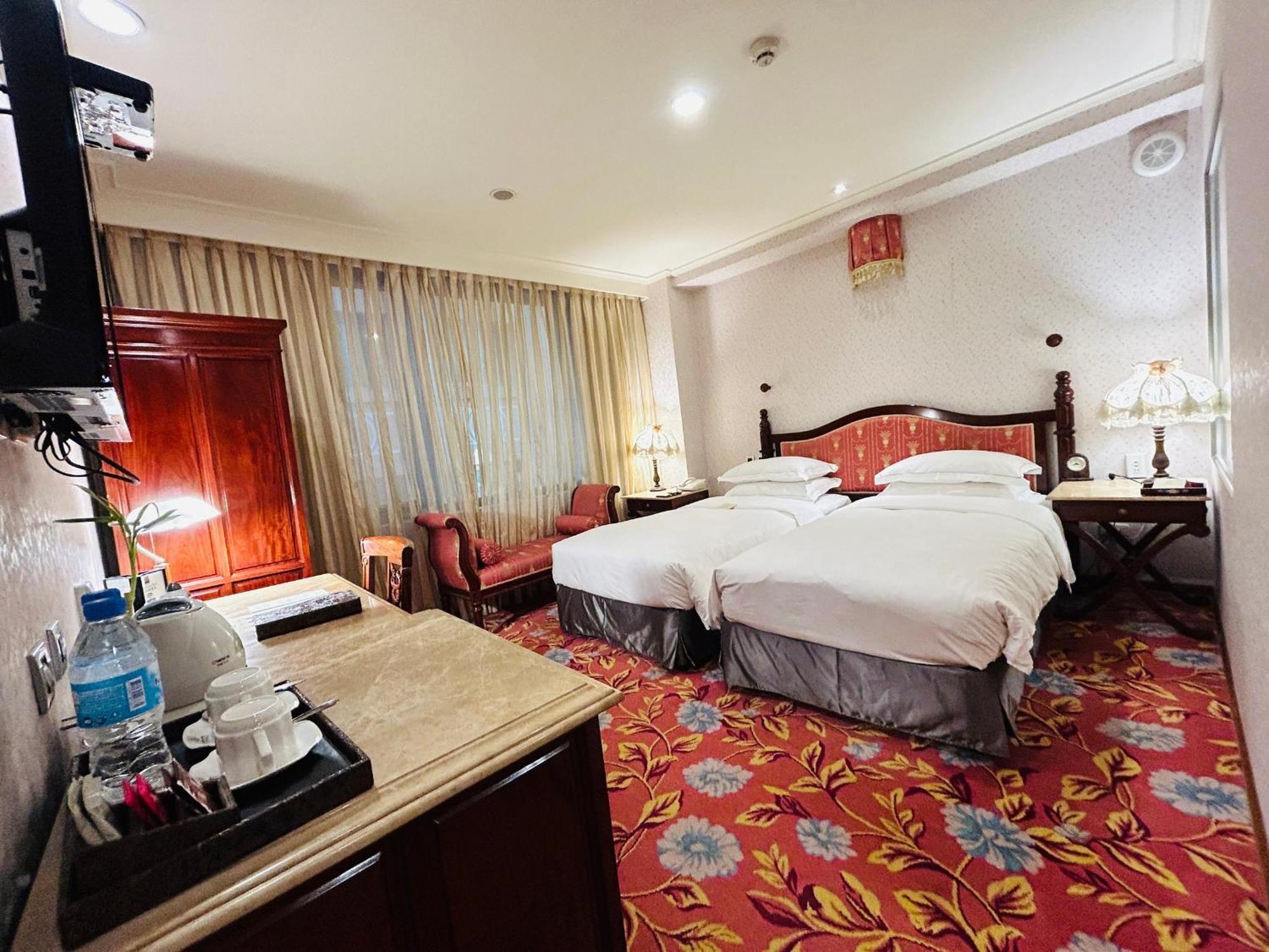 Royal Seasons Hotel Taipei ‧ Nanjing W. Dış mekan fotoğraf