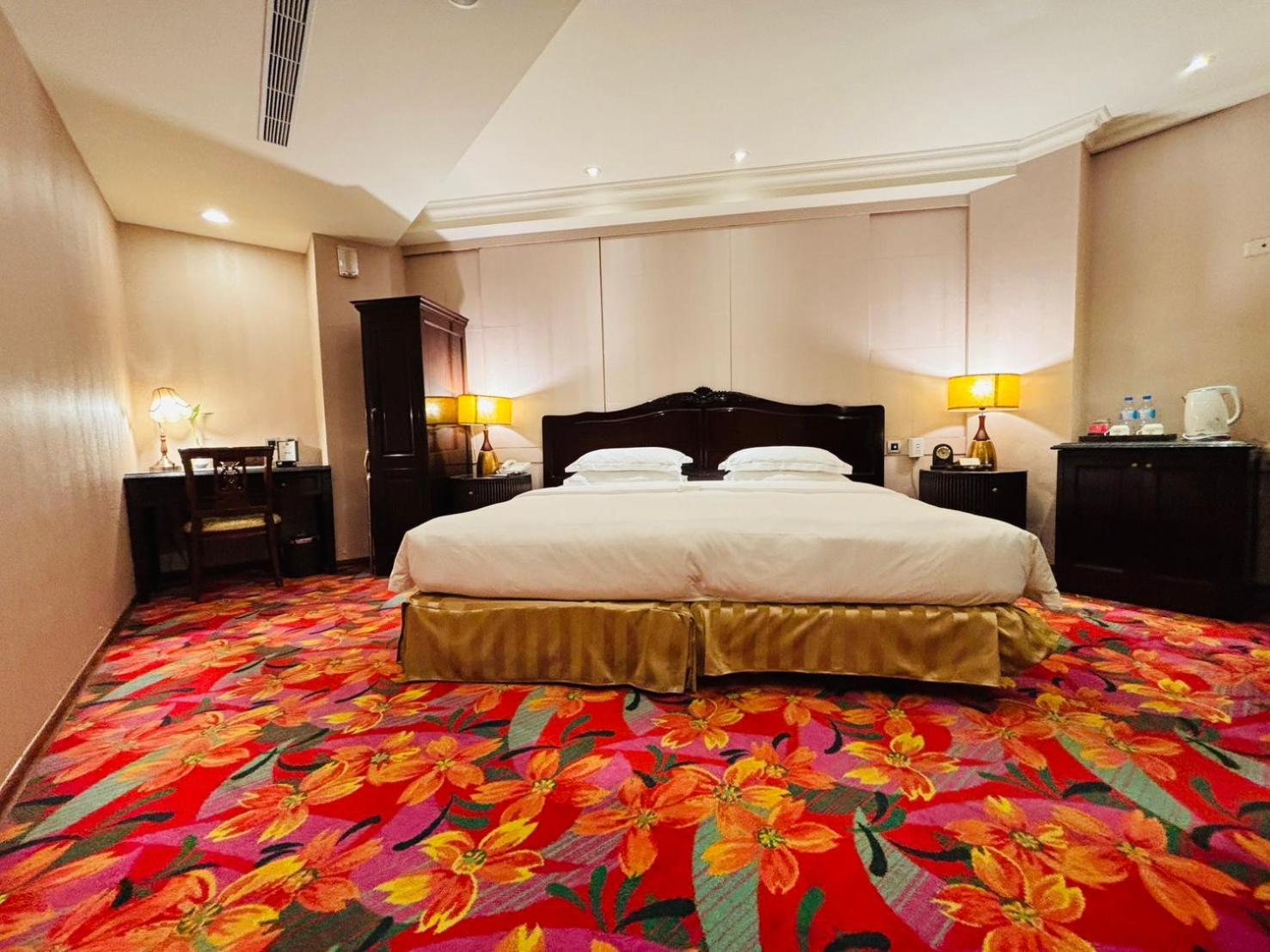 Royal Seasons Hotel Taipei ‧ Nanjing W. Dış mekan fotoğraf
