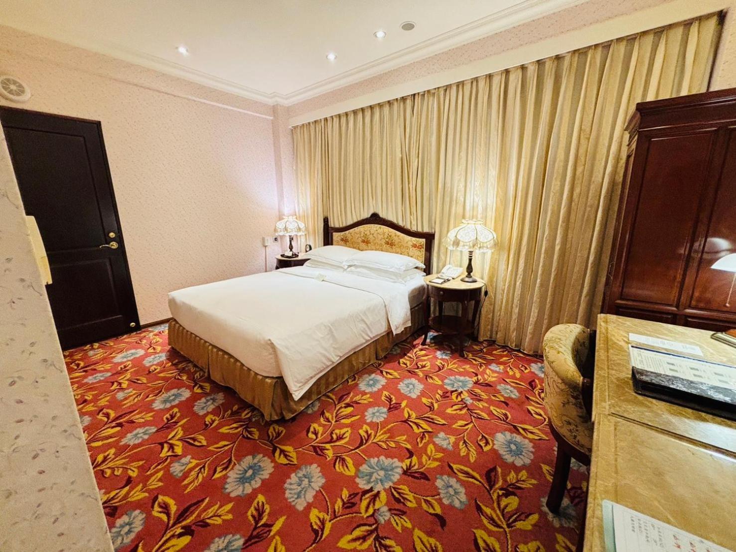 Royal Seasons Hotel Taipei ‧ Nanjing W. Dış mekan fotoğraf